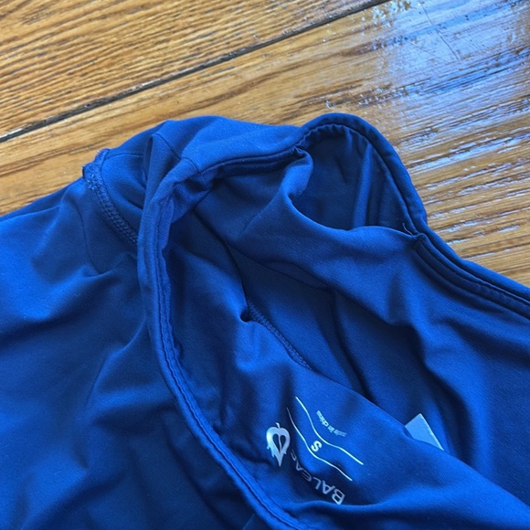 Baleaf mini tennis skort. Navy Blue. Great condition. Size Small. - Picture 9 of 15